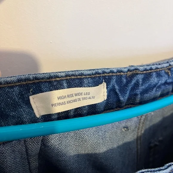 High Rise Wide-Leg Denim Jeans - Picture 3 of 6